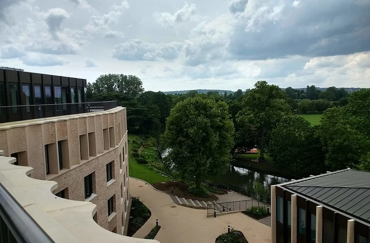 View_from_the_roof_of_the_Anniversary_Building-CC-license